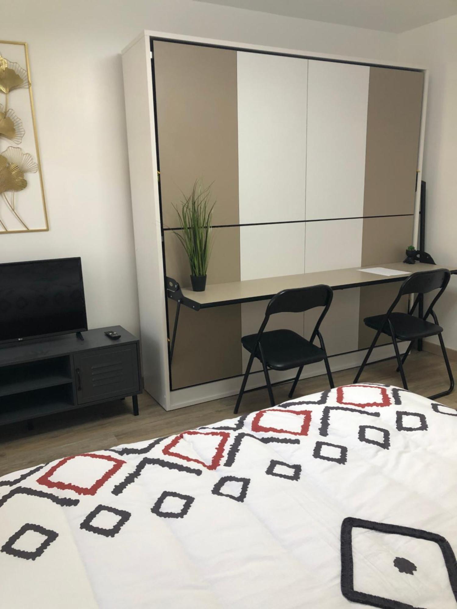 Appartement Chaleureux -Paris-Cdg-Rer B-Parc Des Expos De Villepinte-Disneyland-Asterix-Stade De France- Vaujours 외부 사진
